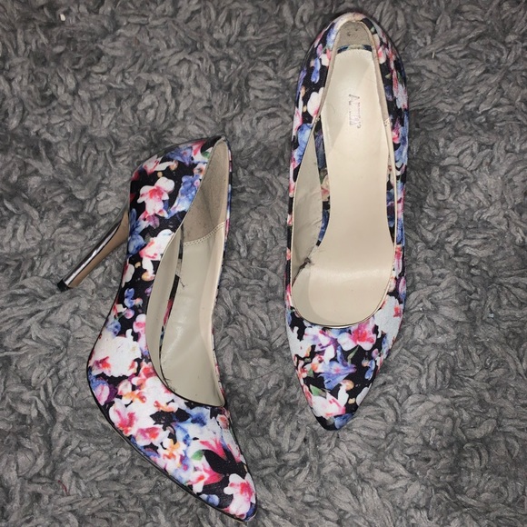 Heels 💋 - Picture 1 of 1